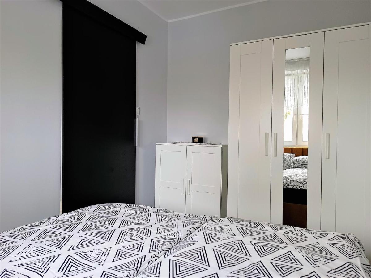 Bursztynowy Apartament Tarnowskie Gory Exterior photo